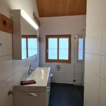 Hochwertige 45 Zi 